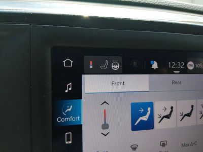 2023 Chrysler Voyager - Photo 18