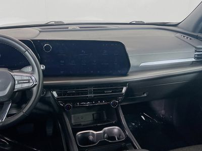 2025 Chevrolet Traverse - Photo 23