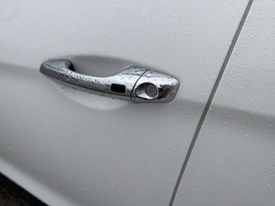 2014 Hyundai Santa Fe — photo 8 view