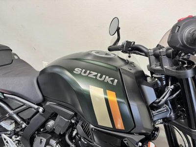 2026 Suzuki GSX-8TT - Photo 11