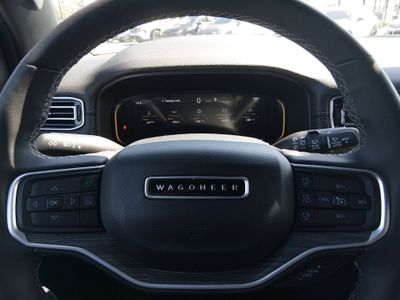 2024 Jeep Wagoneer L - Photo 12