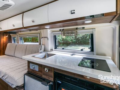 2025 Winnebago Travato - Photo 14