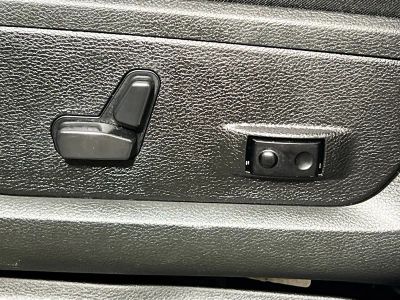 2024 Ram 2500 — photo 13 view