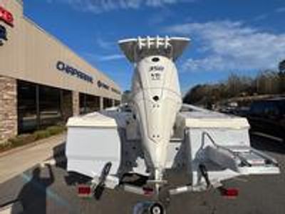 2026 Robalo 246 Cayman - Photo 3