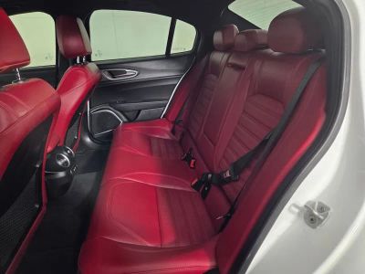 2022 Alfa Romeo Giulia — photo 25 view