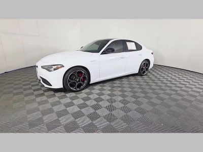 2022 Alfa Romeo Giulia — photo 50 view