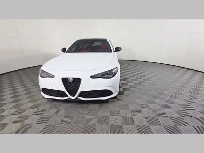 2022 Alfa Romeo Giulia — photo 52 view