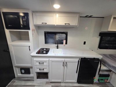 2026 Jayco Jay Flight SLX - Photo 12