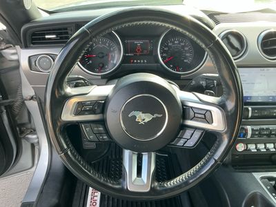 2021 Ford Mustang - Photo 6
