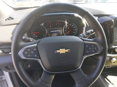 2023 Chevrolet Traverse — photo 12 view
