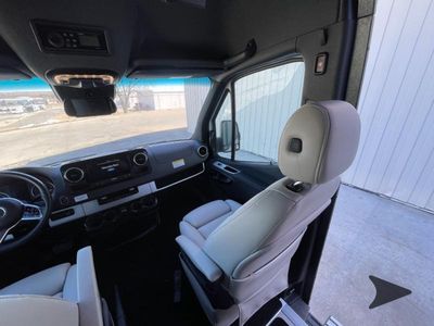 2024 Airstream Interstate - Photo 12