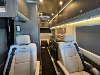 2024 Airstream Interstate - Photo 15
