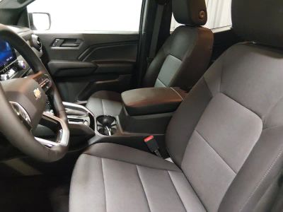 2025 Chevrolet Colorado - Photo 23