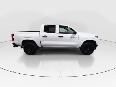2025 Chevrolet Colorado - Photo 8
