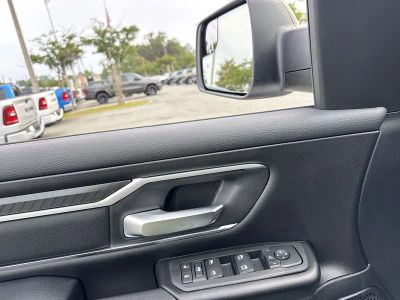 2026 Ram 1500 — photo 16 view