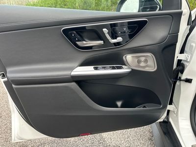 2025 Mercedes-Benz GLC - Photo 27