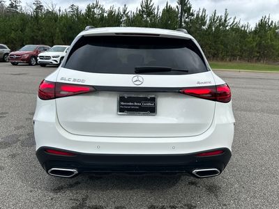 2025 Mercedes-Benz GLC - Photo 11