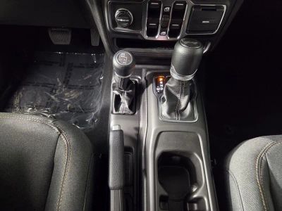 2026 Jeep Wrangler — photo 12 view
