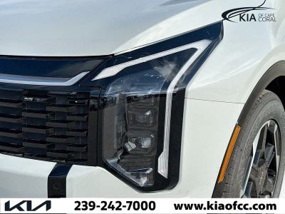 2026 Kia Sportage — photo 8 view