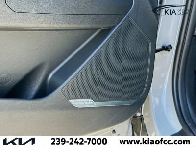 2026 Kia Sportage — photo 22 view