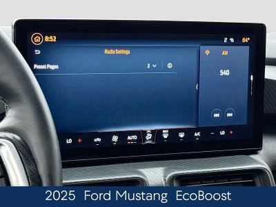 2025 Ford Mustang EcoBoost - Photo 29