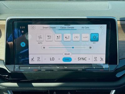 2026 Volkswagen Atlas — photo 14 view
