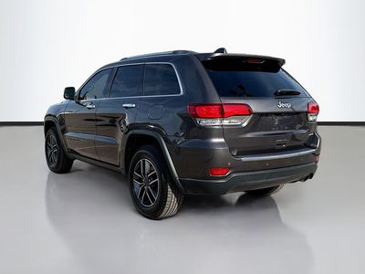 2020 Jeep Grand Cherokee — engine compartment view