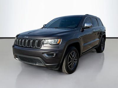 2020 Jeep Grand Cherokee — side profile view