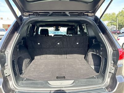 2020 Jeep Grand Cherokee — photo 12 view