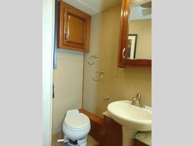 2018 Fleetwood RV Southwind - Photo 26