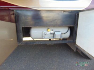 2018 Fleetwood RV Southwind - Photo 40