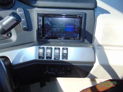 2018 Fleetwood RV Southwind - Photo 14
