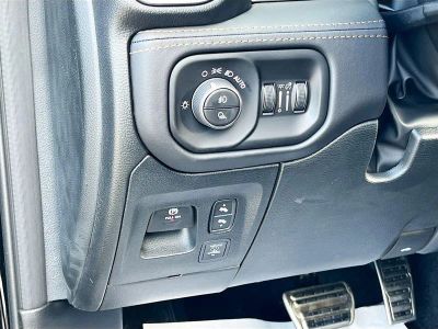 2026 Ram 1500 — photo 10 view