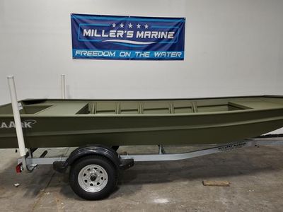 2024 SeaArk 1648 MV — side profile view