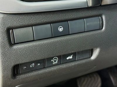 2025 Nissan Rogue — photo 8 view
