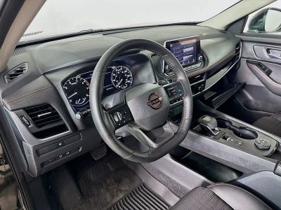 2025 Nissan Rogue — photo 7 view
