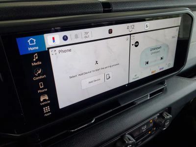 2026 Jeep Wrangler — photo 25 view