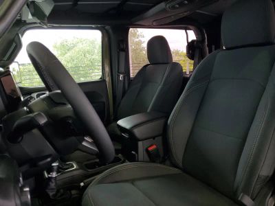 2026 Jeep Wrangler — photo 18 view