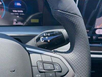 2026 Volkswagen Tiguan — photo 15 view