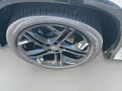 2026 Volkswagen Tiguan — photo 26 view