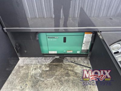 2024 Thor Motor Coach Tiburon Sprinter - Photo 11