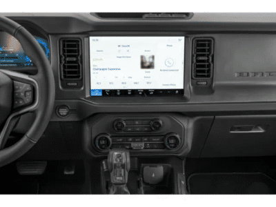 2025 Ford Bronco — photo 7 view