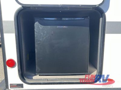 2023 Dutchmen RV Kodiak Cub - Photo 16