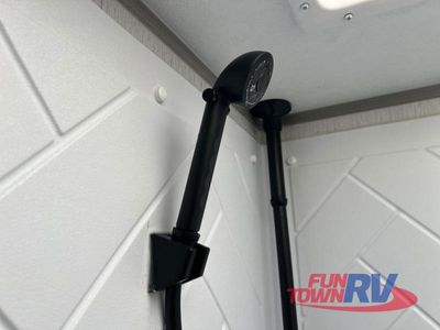 2023 Dutchmen RV Kodiak Cub - Photo 40