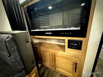 2023 Forest River Cherokee Grey Wolf — photo 7 view