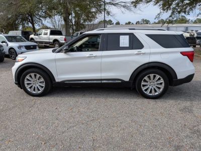 2020 Ford Explorer — side profile view