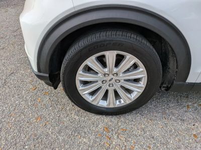 2020 Ford Explorer — photo 28 view