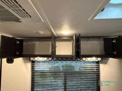 2022 Coachmen RV Adrenaline — photo 22 view