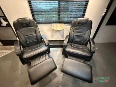 2022 Coachmen RV Adrenaline — photo 23 view