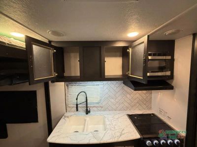 2022 Coachmen RV Adrenaline — photo 19 view
